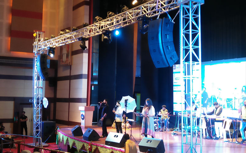 service-live-concert
